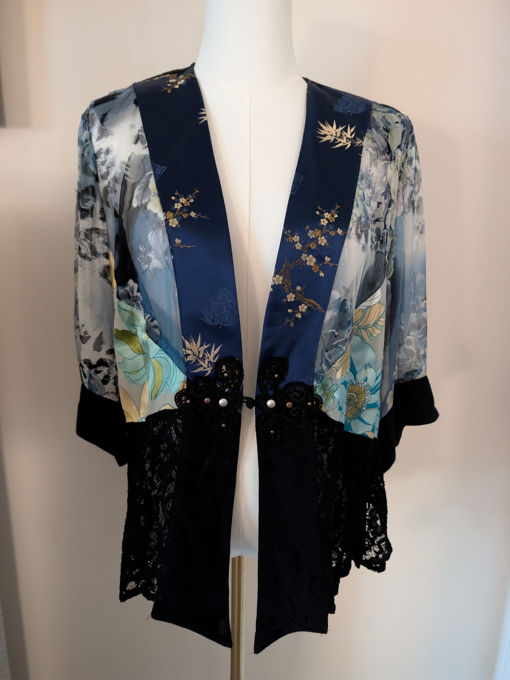 Spencer Alexis Vintage Whimsigoth Lace Floral Kimono Jacket M